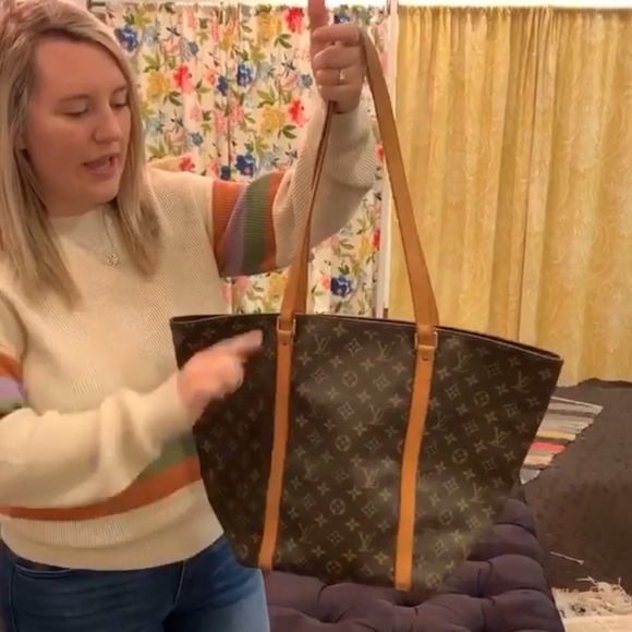 😍BEAUTIFUL 😍LARGE TOTE RETIRED LOUIS VUITT… - Picture 10 of 16